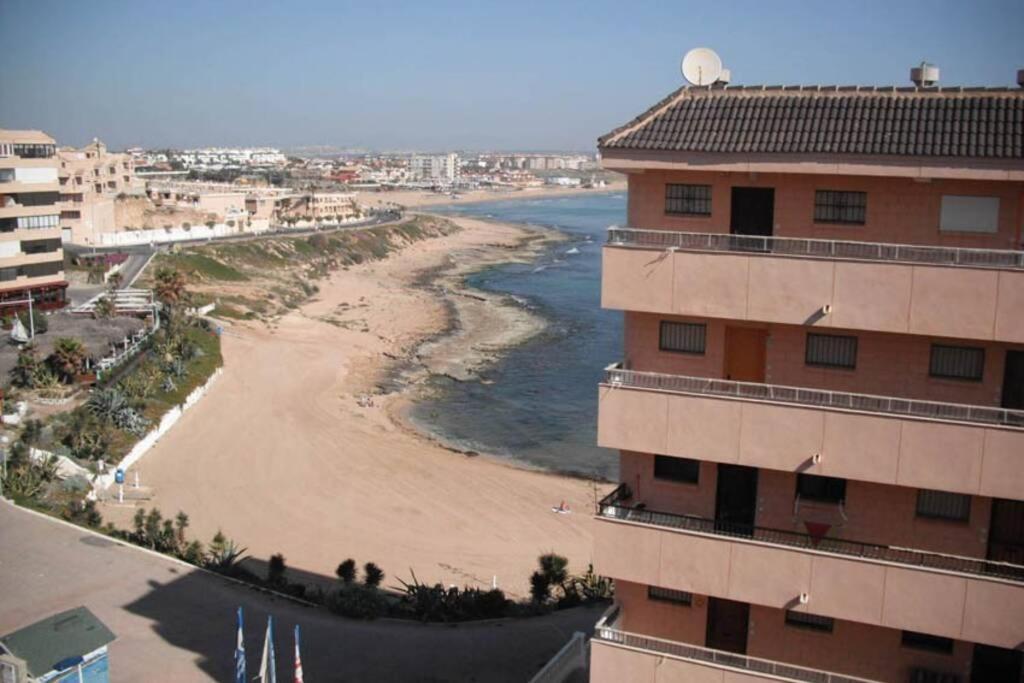 Splendido appartamento fronte mare vista spiaggia - prima linea mare Torrevieja Esterno foto